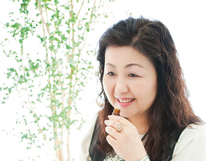 野村真理子さん